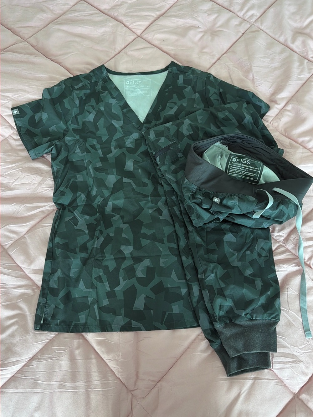 FIGS Special Edition Dark Teal Geometric Scrub Top and Pants